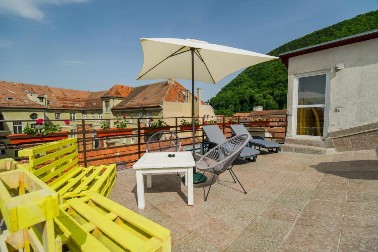 Rooftop Central Apartment Braşov Exteriör bild